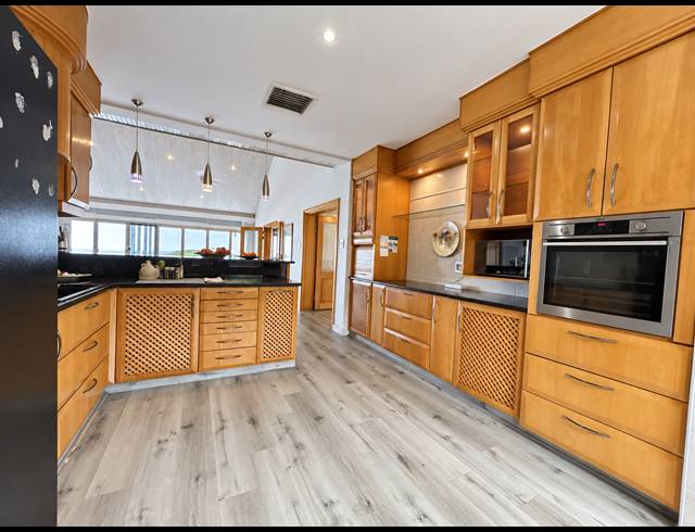 3 BEDROOM FREESTANDING FOR SALE IN ZIMBALI ESTATE